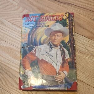 Roy Rogers and the Raiders of Sawtooth Ridge Book Vintage 1946 Book With Cover
